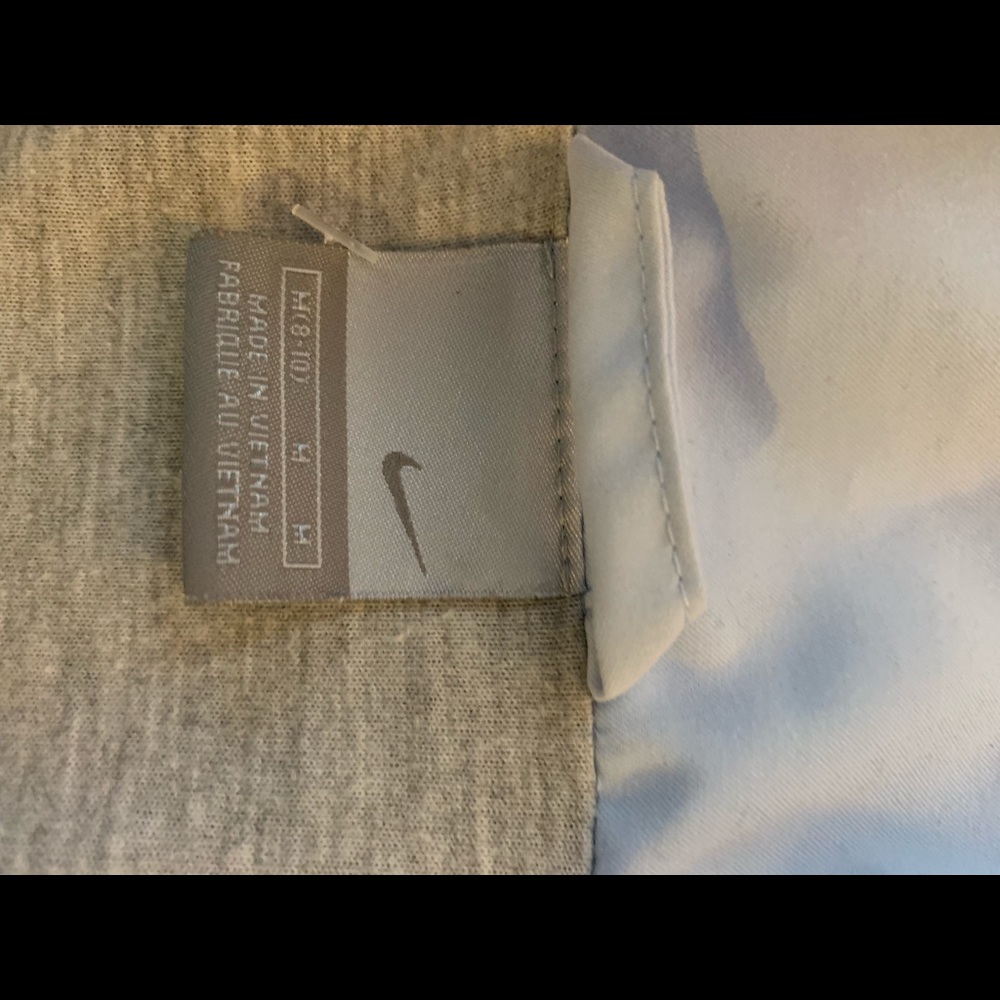 Nike jacket - Picture 2 of 2